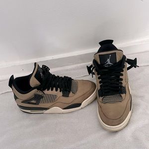 “Fossil” Jordan 4s